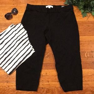 Women’s black capris